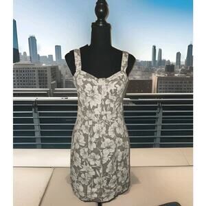 NWOT Guess Womens Size Medium Tan Chloe Dress Denim Stretch Fitted Bodice